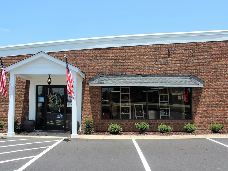 Southeastern Interiors - Storefront